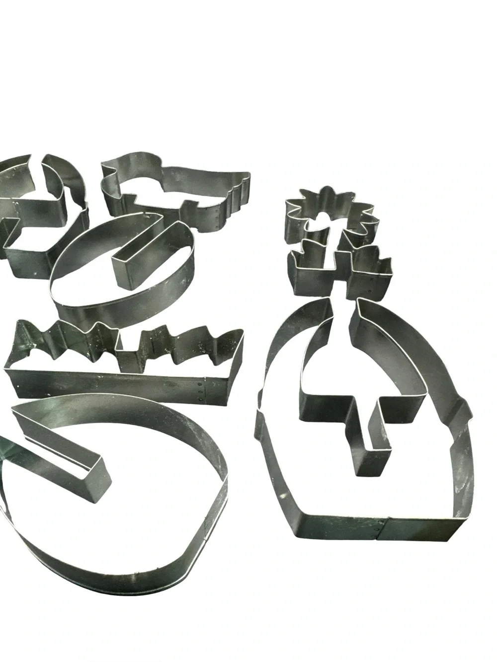William Sonoma Happy Easter 3D Cookie Cutter Set with Recipe Cards Set of 8